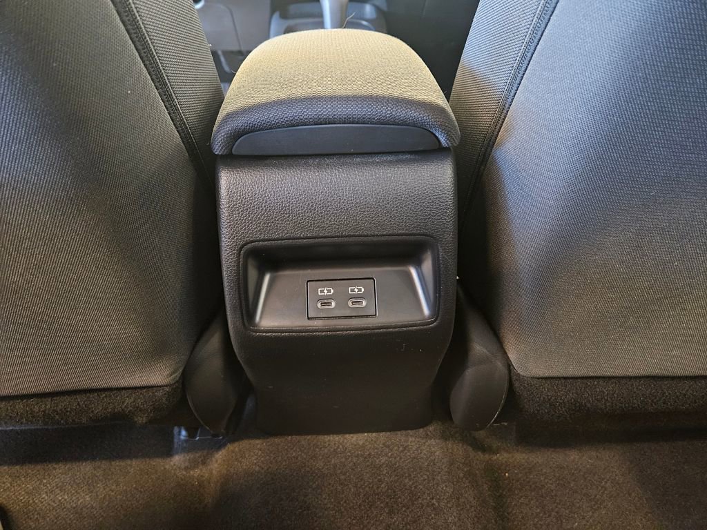 Used 2024 Toyota Corolla LE image 21