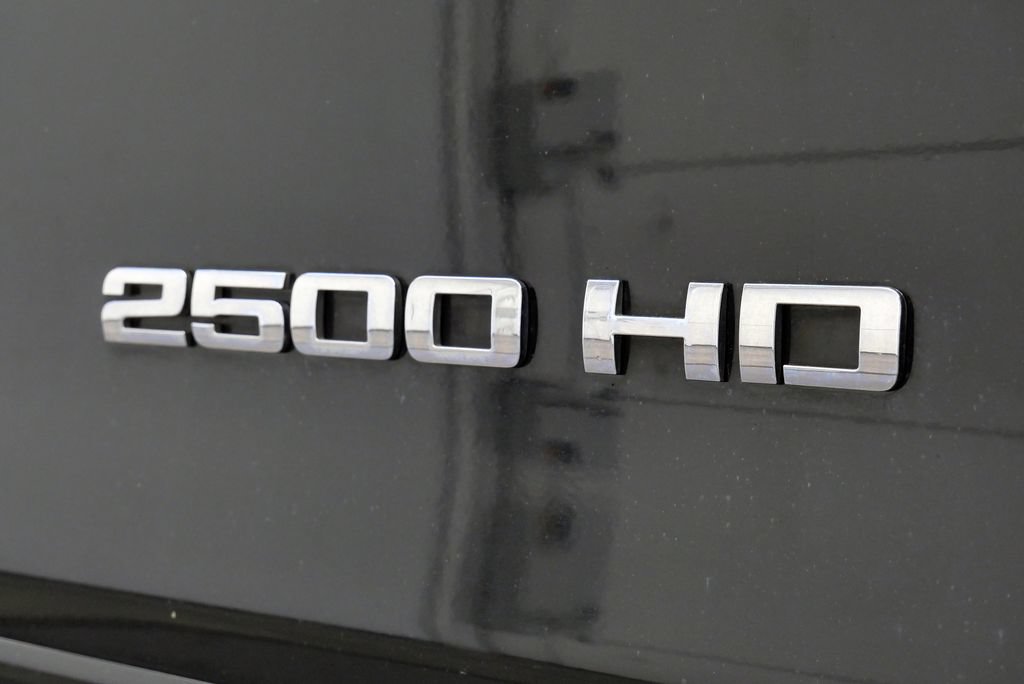 Used 2018 GMC Sierra 2500 SLE w/ SLE Preferred Package AWD/4WD image 10