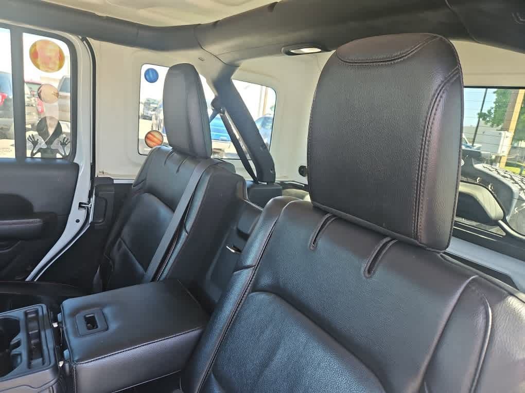 Used 2018 Jeep Wrangler Unlimited Rubicon image 12