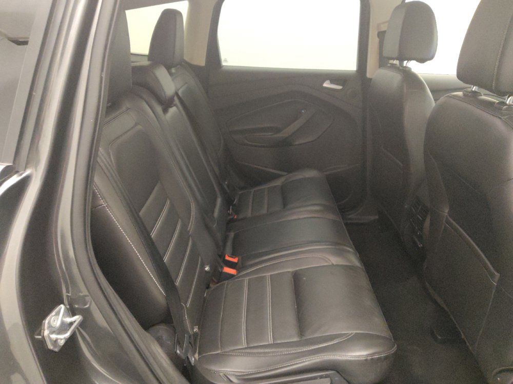 Used 2017 Ford Escape Titanium image 19