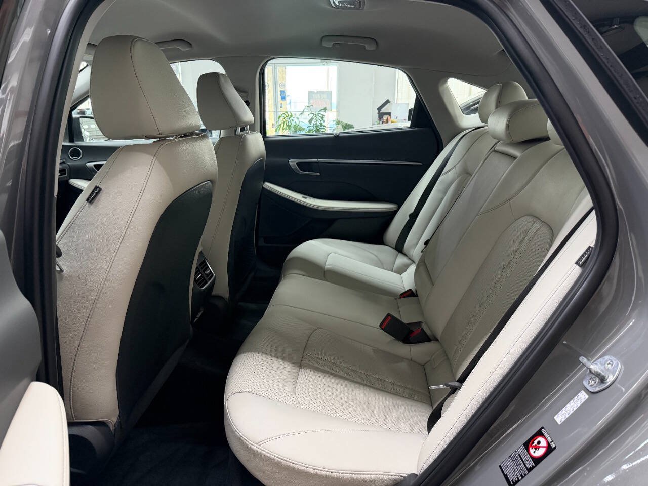 Used 2021 Hyundai Sonata Limited FWD image 13
