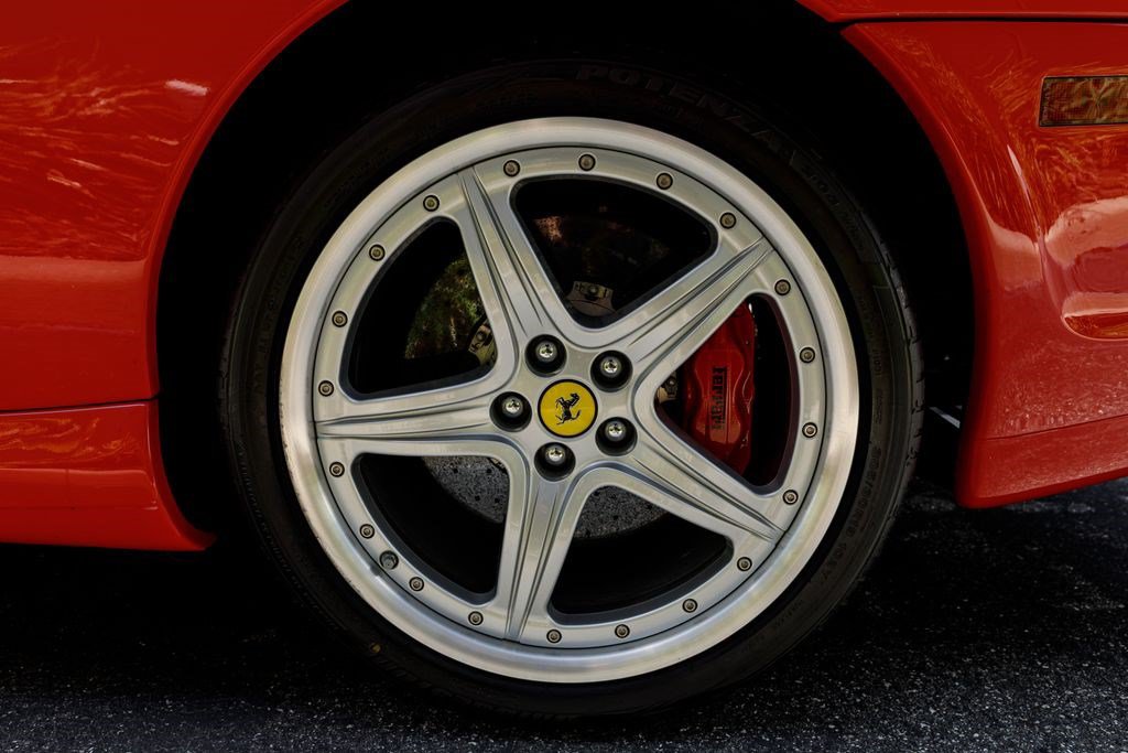 Used 2005 Ferrari 575M Maranello Superamerica RWD image 36