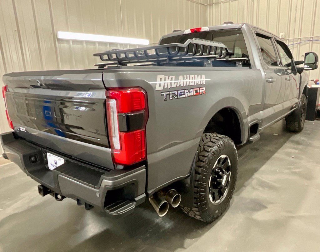 Used 2025 Ford F250 Platinum w/ Tremor Off-Road Package AWD/4WD image 22