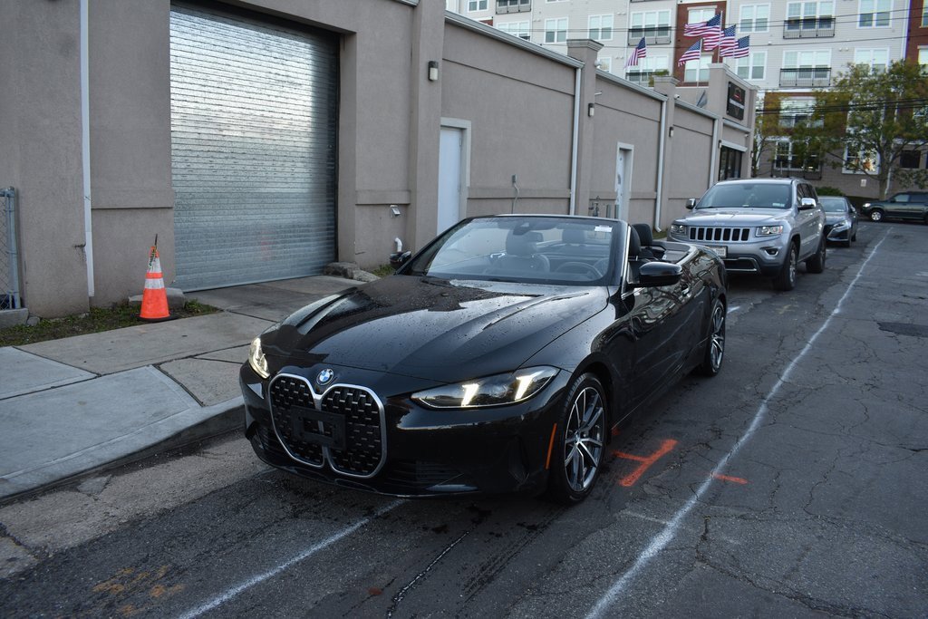Used 2025 BMW 430i Convertible image 9