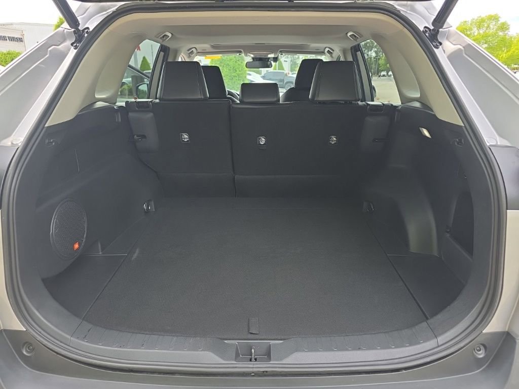 Used 2023 Toyota RAV4 XLE Premium FWD image 37
