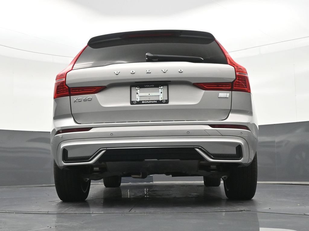 Used 2024 Volvo XC60 T8 Ultimate w/ Protection Package Premier AWD/4WD image 26