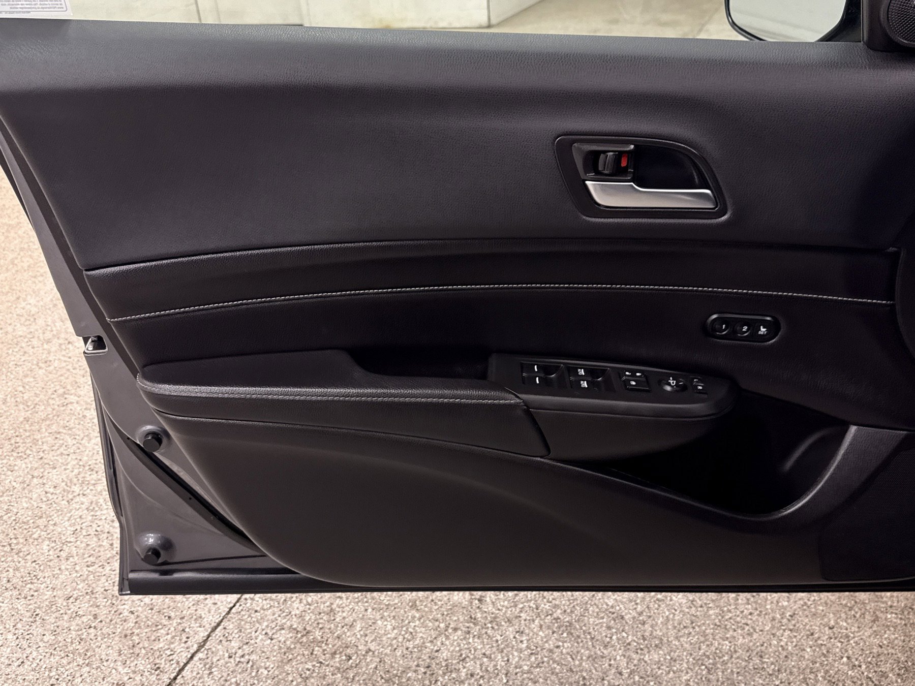 Used 2022 Acura ILX w/ Premium Package image 3