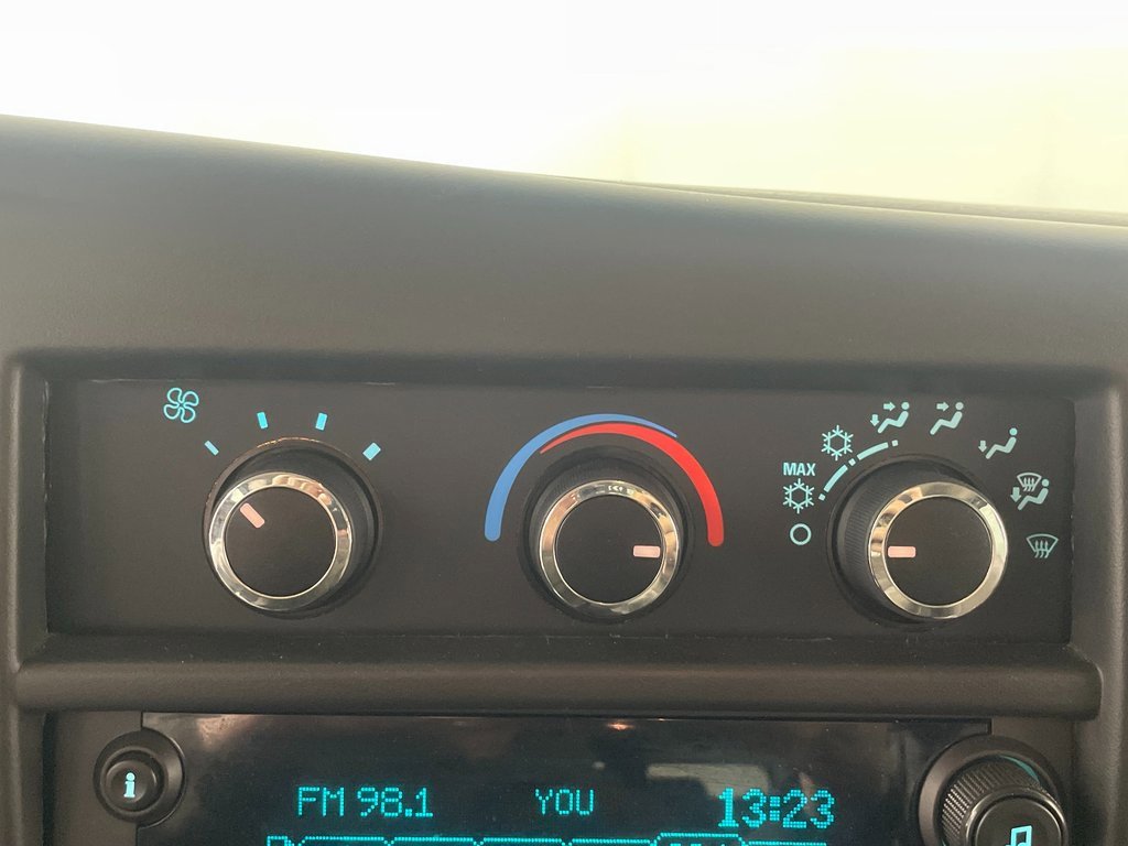 Used 2016 Chevrolet Express 2500 LS image 21