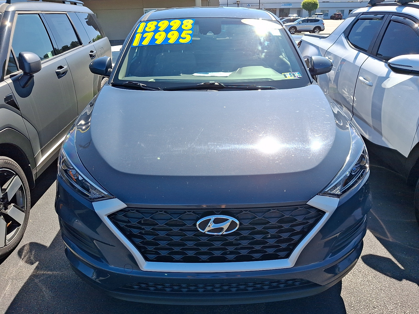Used 2021 Hyundai Tucson SE AWD/4WD image 2