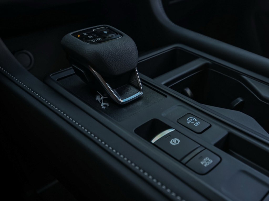 New 2025 Nissan Pathfinder S image 31