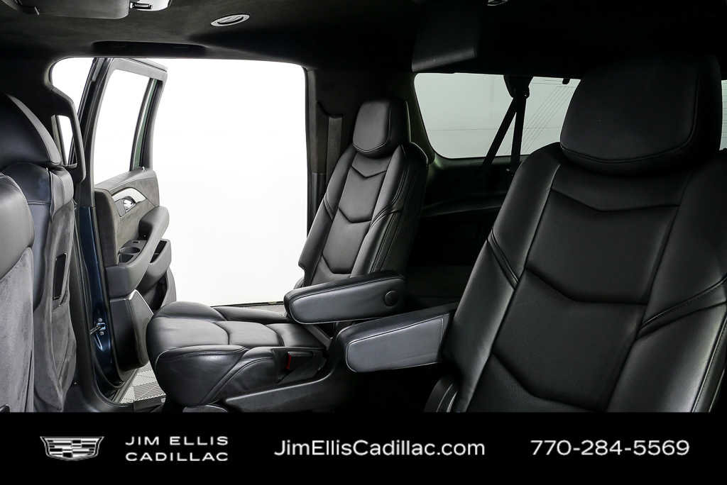 Used 2020 Cadillac Escalade ESV Platinum image 21