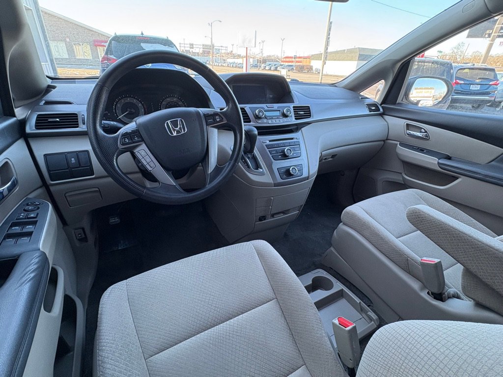 Used 2016 Honda Odyssey LX image 10