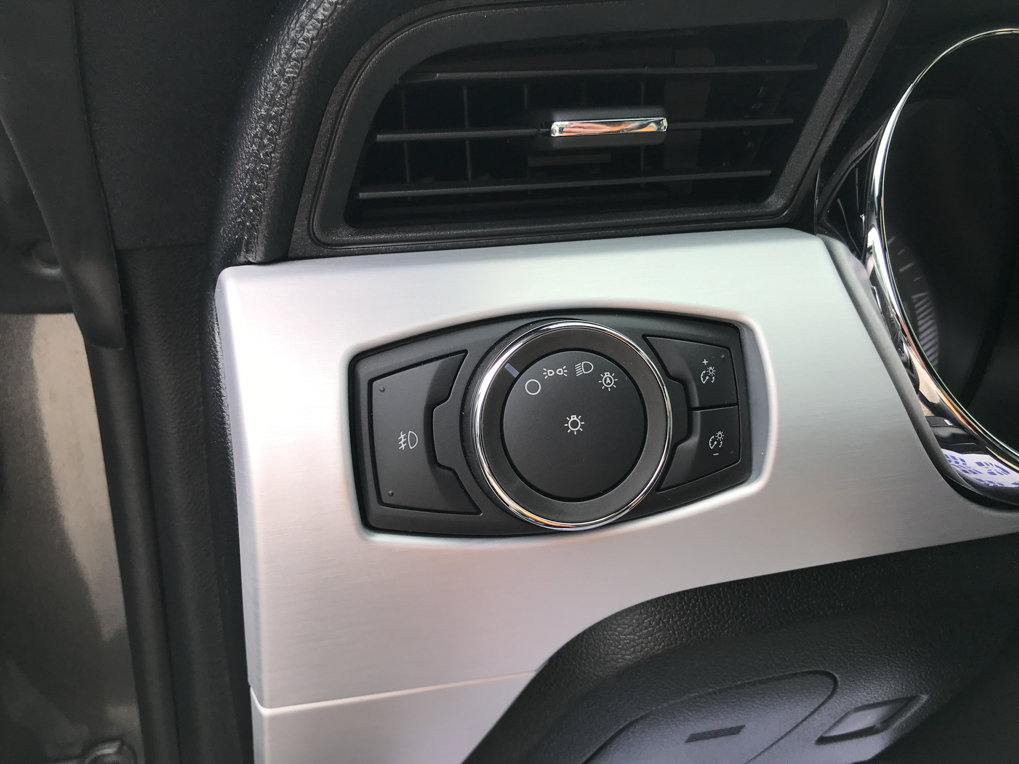Used 2015 Ford Mustang GT Premium RWD image 14