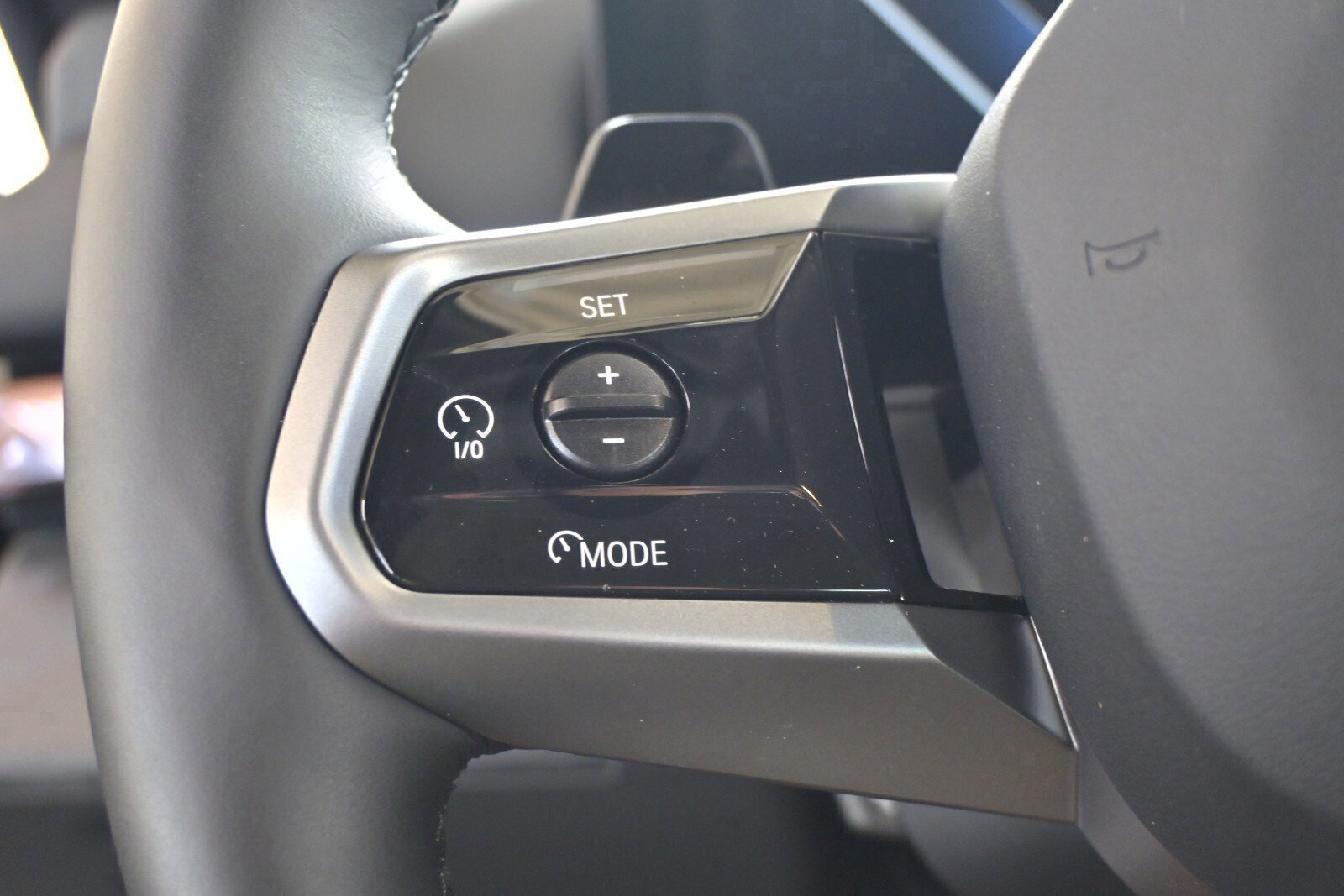 Used 2024 BMW i5 eDrive40i w/ Executive Package image 20