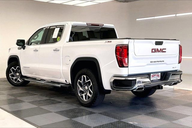 Used 2024 GMC Sierra 1500 SLT w/ SLT Premium Package AWD/4WD image 10