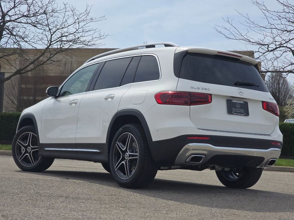 New 2026 Mercedes-Benz GLB 250 4MATIC image 14