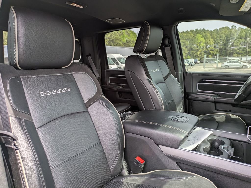 Used 2022 RAM 3500 Laramie image 34