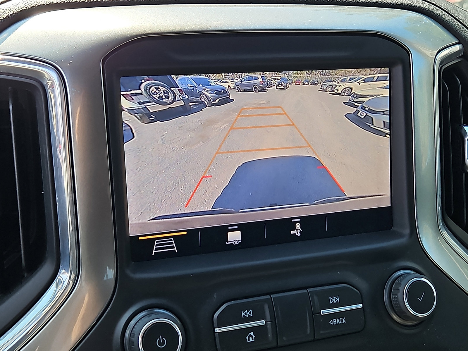 Used 2019 Chevrolet Silverado 1500 LTZ w/ LTZ Premium Package image 17