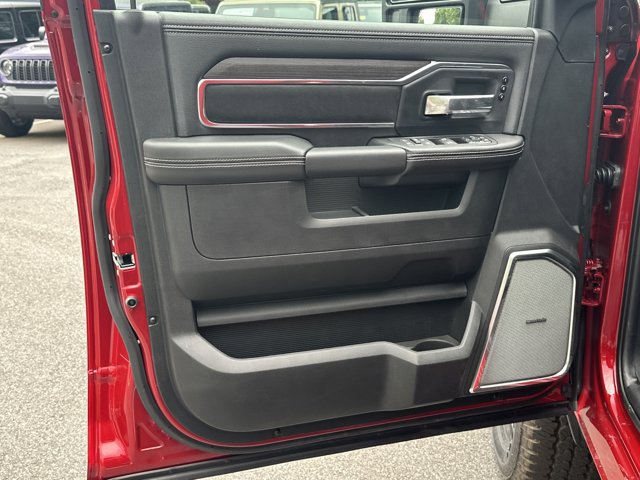 New 2026 RAM 2500 Laramie AWD/4WD image 11