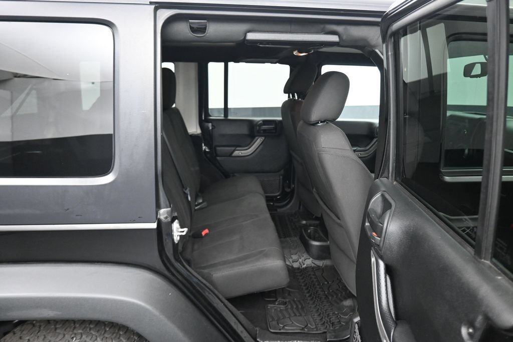 Used 2017 Jeep Wrangler Unlimited Sport w/ Quick Order Package 24S AWD/4WD image 27