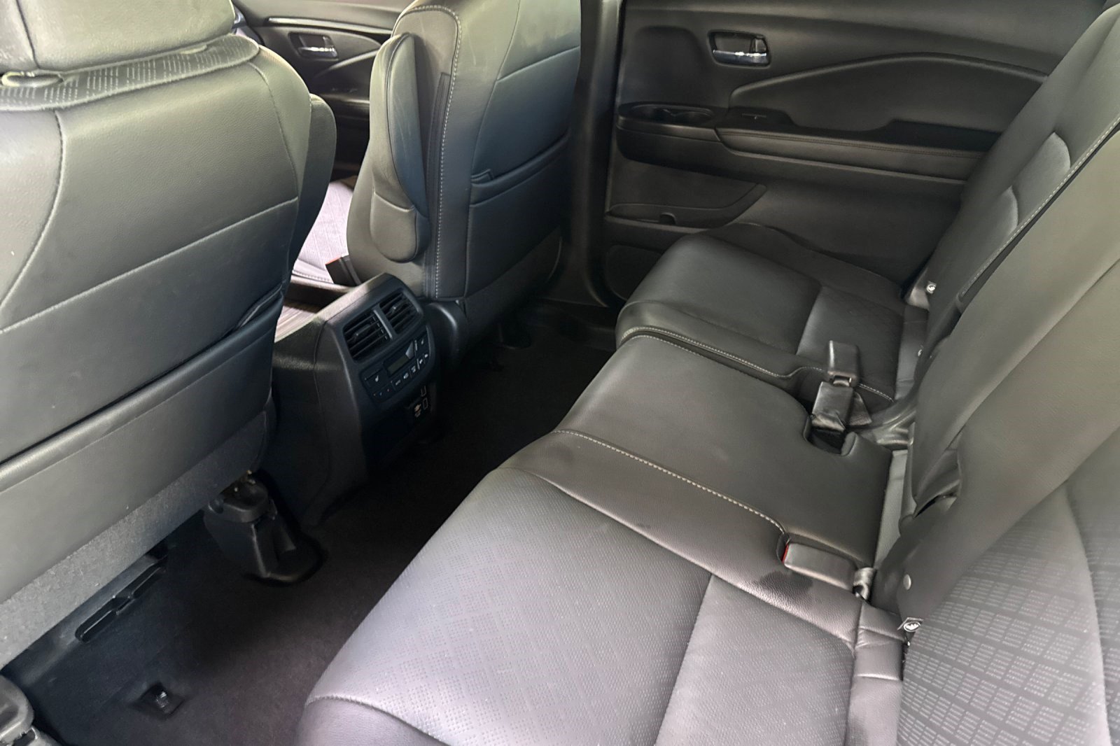 Used 2021 Honda Passport Touring image 27