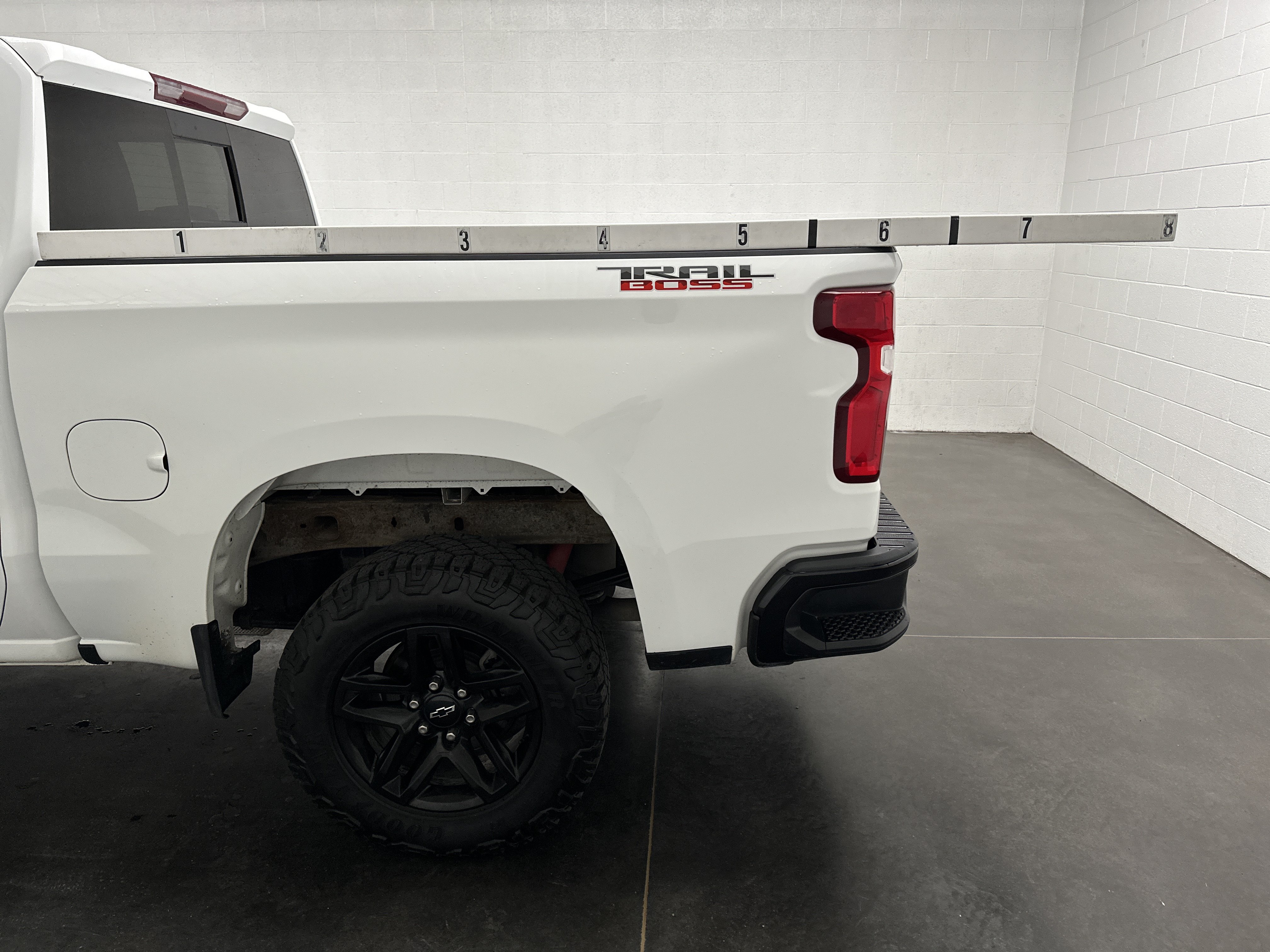 Used 2022 Chevrolet Silverado 1500 LT Trail Boss w/ Convenience Package II AWD/4WD image 6
