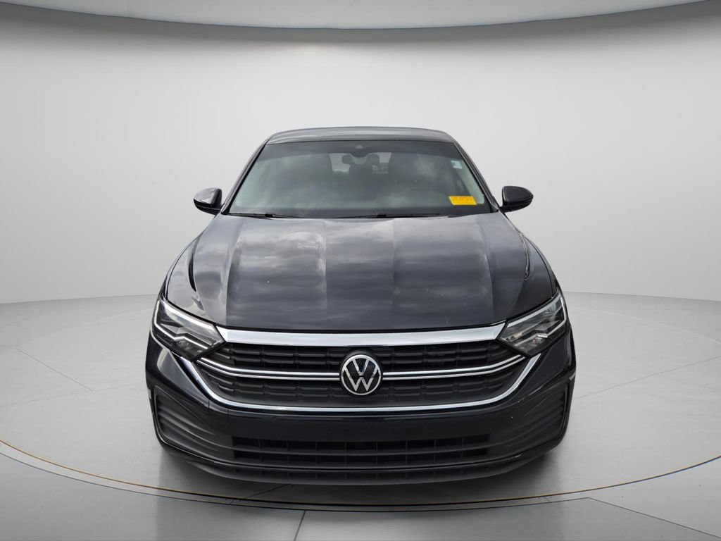 Used 2024 Volkswagen Jetta S FWD image 3