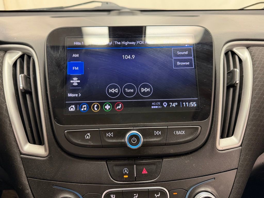 Used 2022 Chevrolet Malibu LT FWD image 26