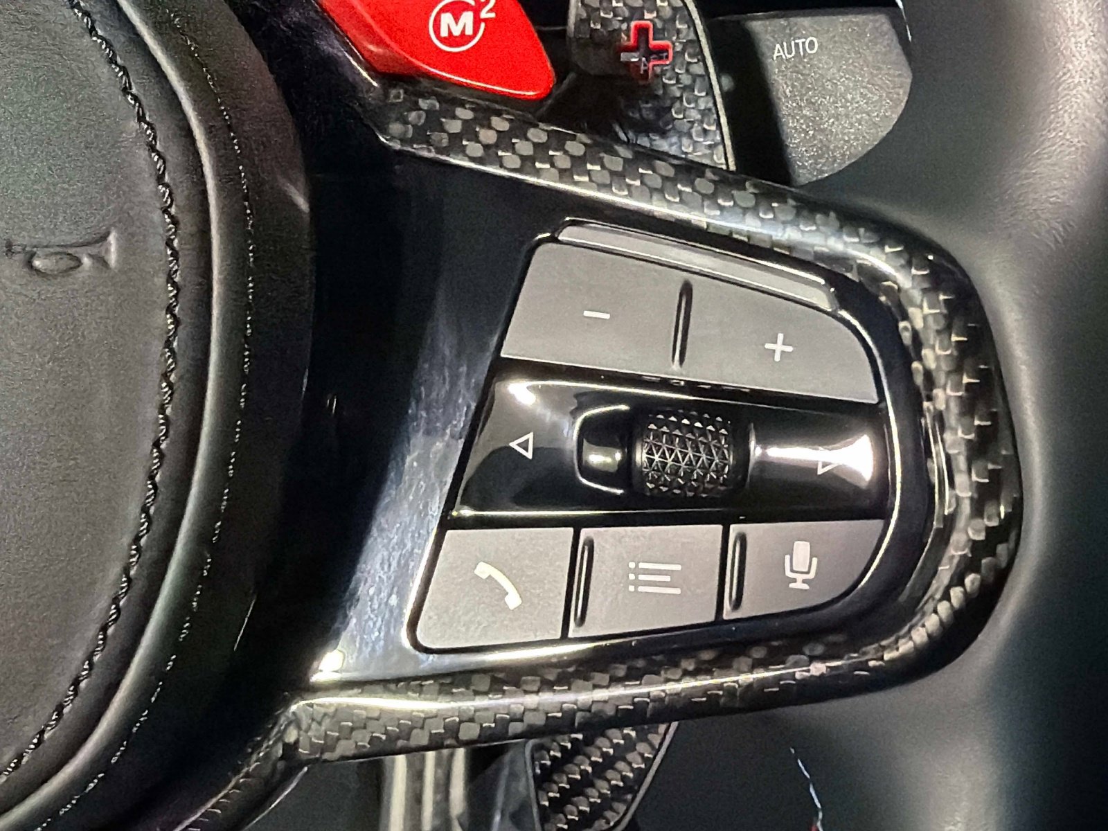 Used 2025 BMW M4 xDrive Competition image 39