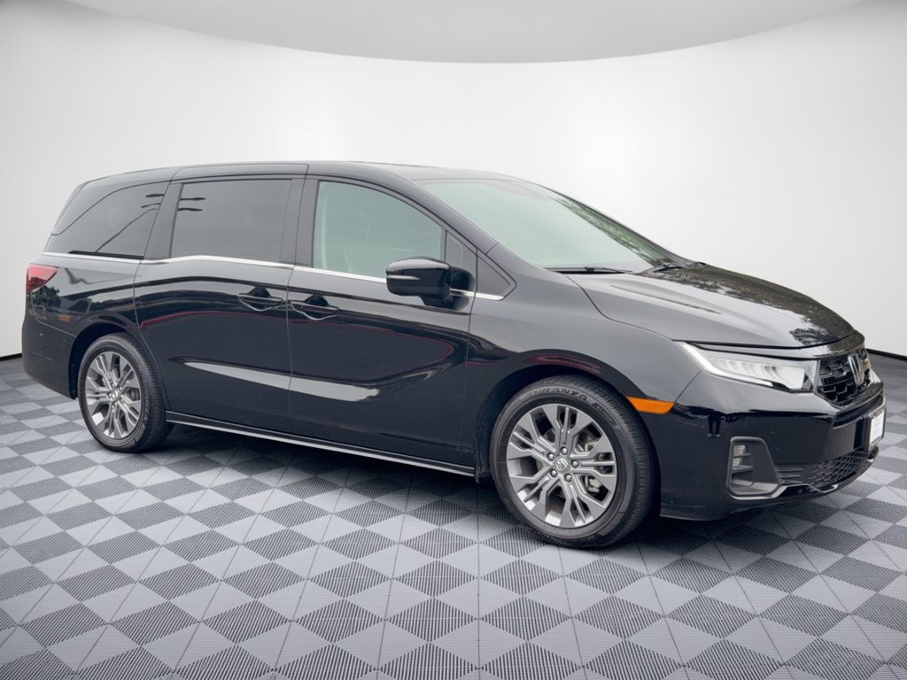 Certified 2025 Honda Odyssey Touring image 7