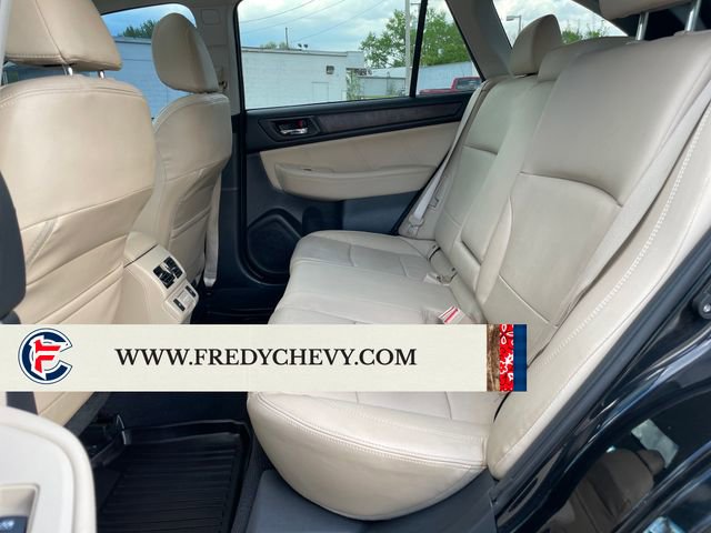Used 2018 Subaru Outback 2.5i Limited AWD/4WD image 16