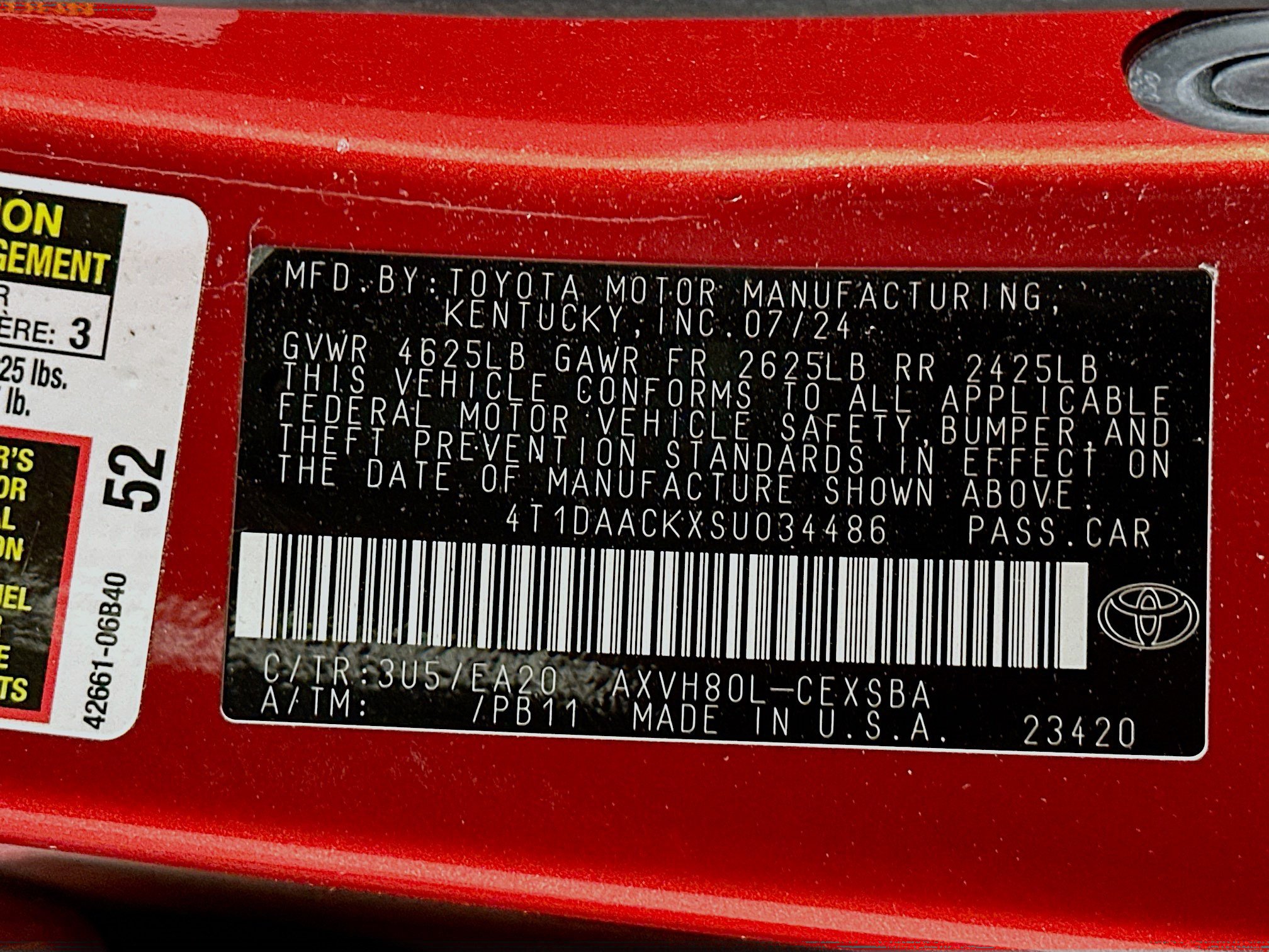 Used 2025 Toyota Camry SE FWD image 12