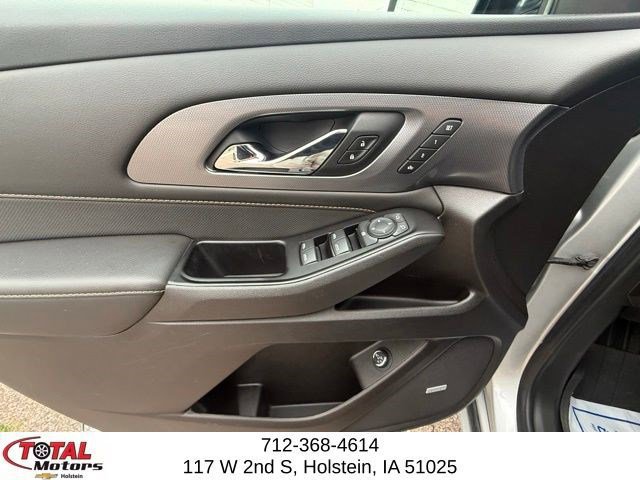 Used 2019 Chevrolet Traverse Premier AWD/4WD image 18
