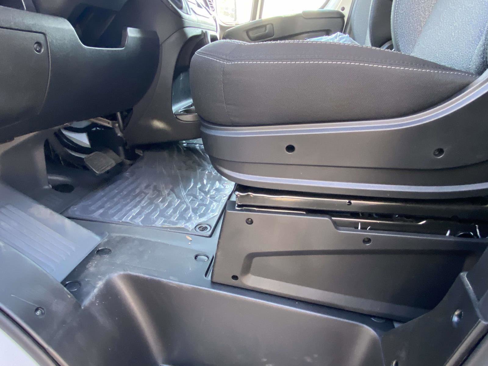 Used 2025 RAM ProMaster 2500 image 16