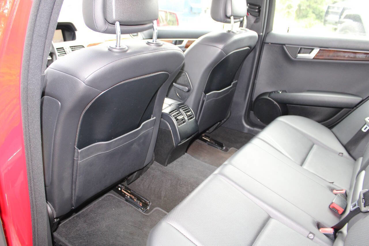 Used 2014 Mercedes-Benz C 300 4MATIC Sedan image 29