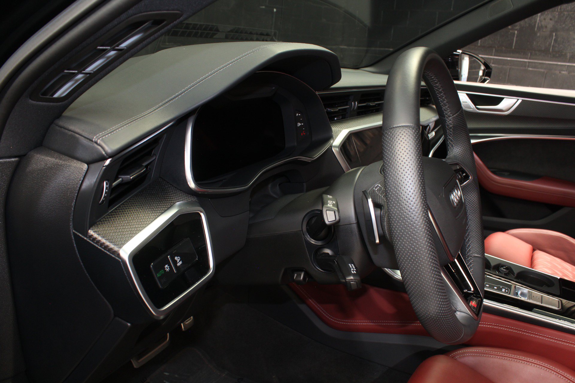Used 2025 Audi S6 Premium Plus AWD/4WD image 36