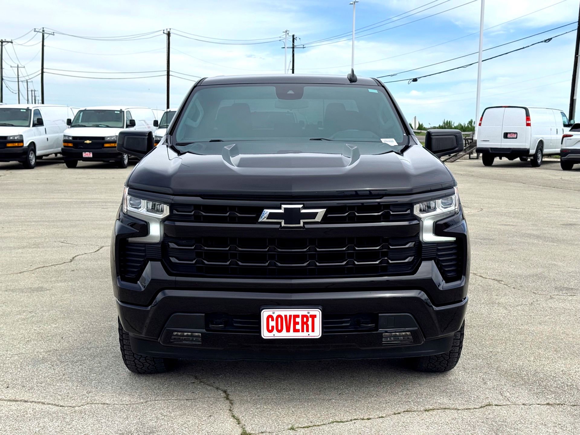 Used 2022 Chevrolet Silverado 1500 RST AWD/4WD image 3