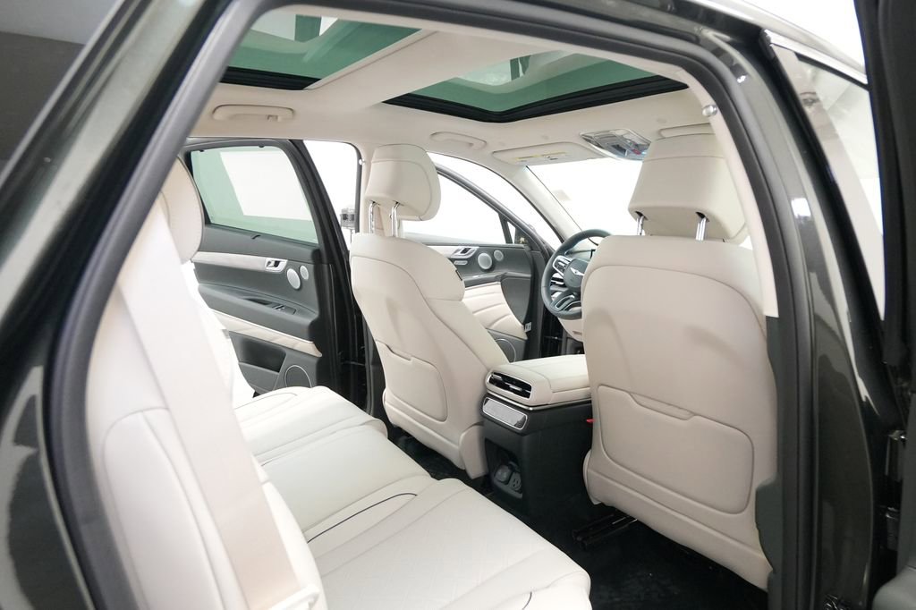 New 2026 Genesis GV80 2.5T Prestige image 36