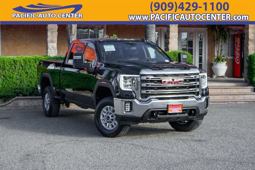 Used 2023 GMC Sierra 2500 SLE w/ SLE Convenience Package image 1
