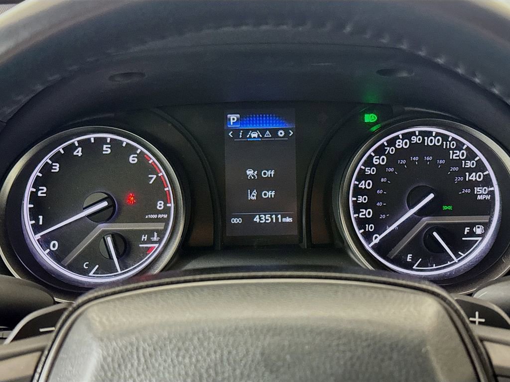 Used 2024 Toyota Camry SE FWD image 13