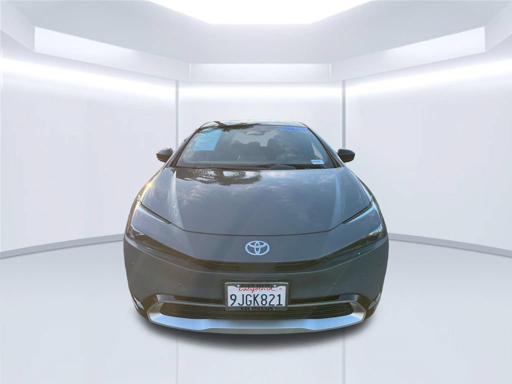 Used 2023 Toyota Prius Prime FWD image 8