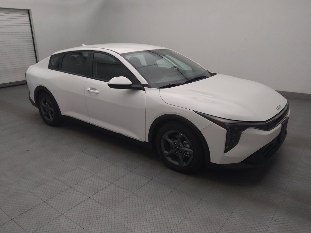 Used 2025 Kia K4 FWD image 11