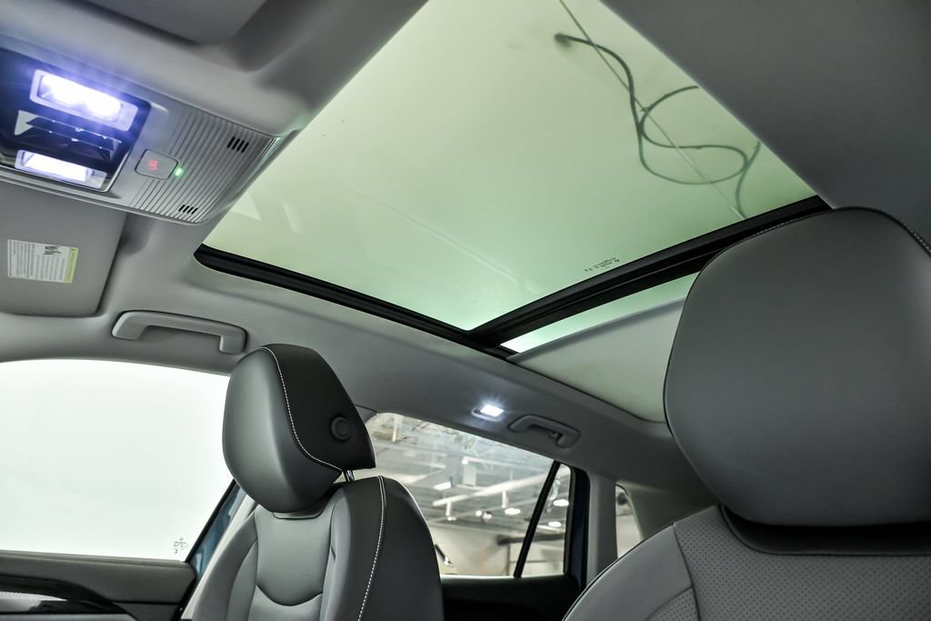 New 2026 Volkswagen Tiguan SE AWD/4WD image 8