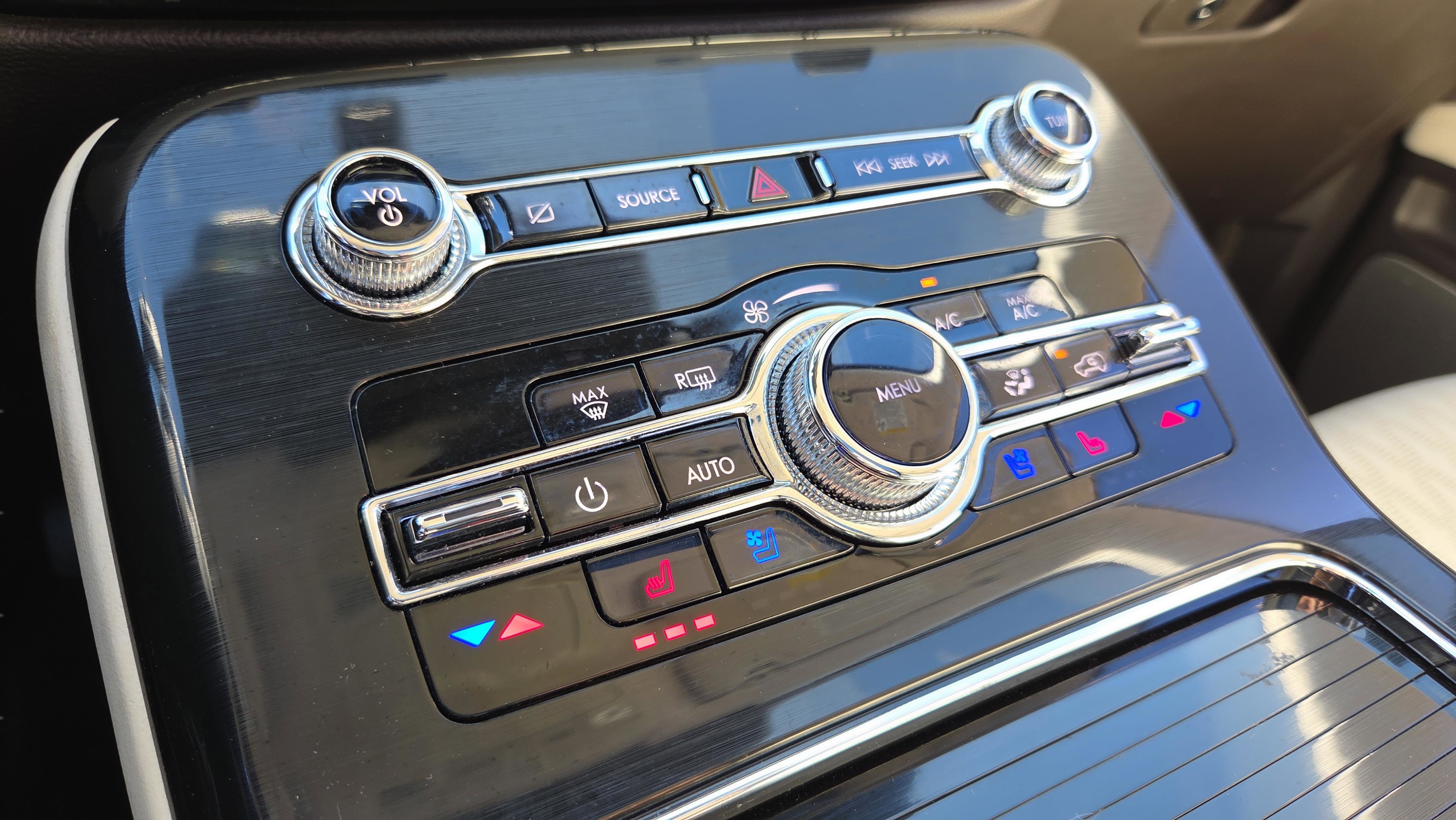 Used 2022 Lincoln Nautilus Black Label w/ Cargo Utility Package image 14