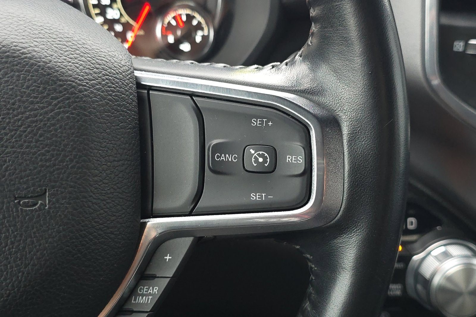 Used 2023 RAM 1500 Laramie image 27