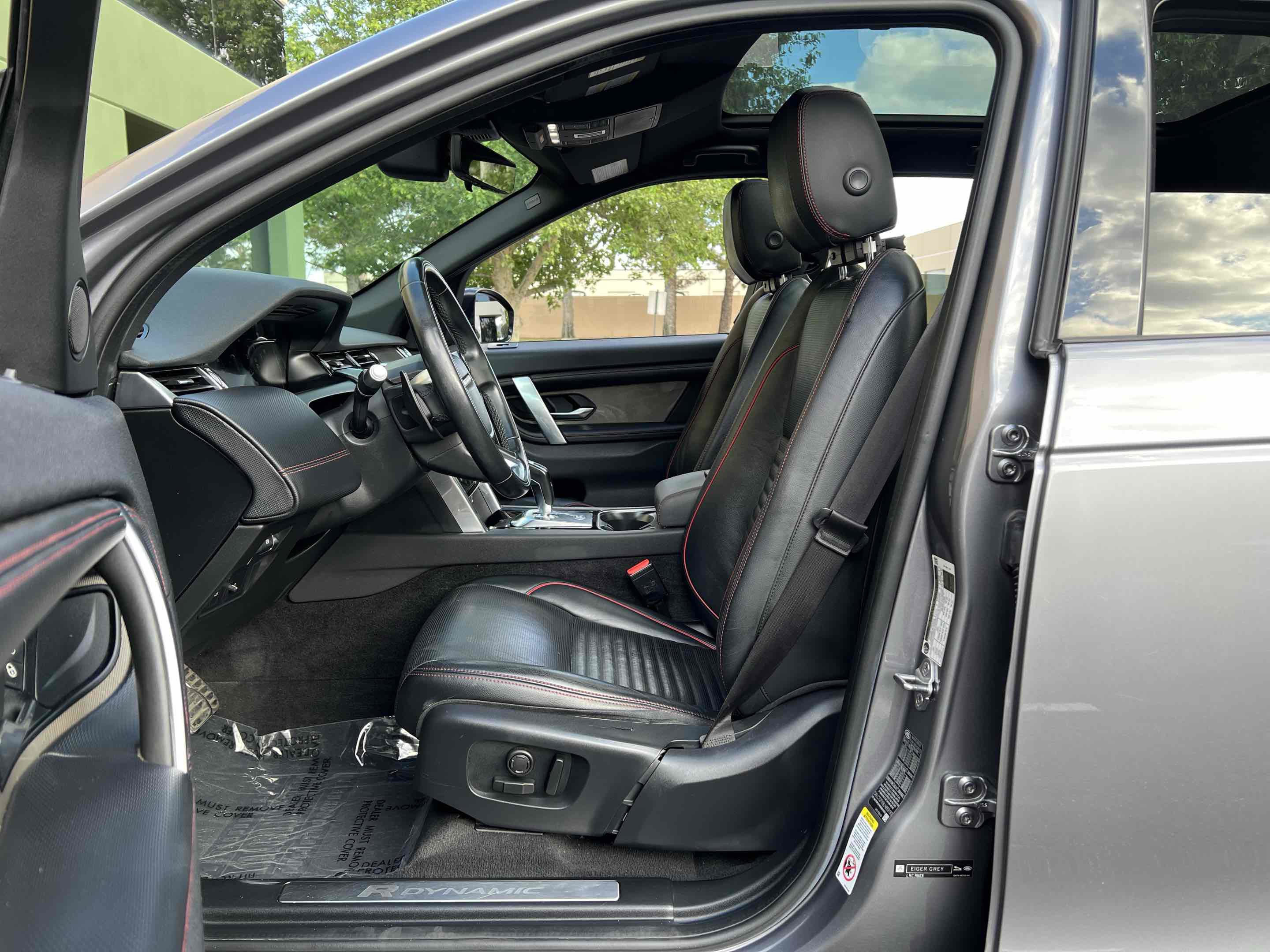 Used 2020 Land Rover Discovery Sport S R-Dynamic AWD/4WD image 4