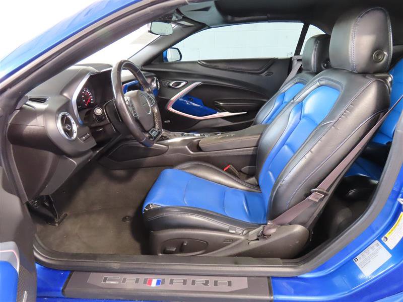 Used 2017 Chevrolet Camaro SS image 18