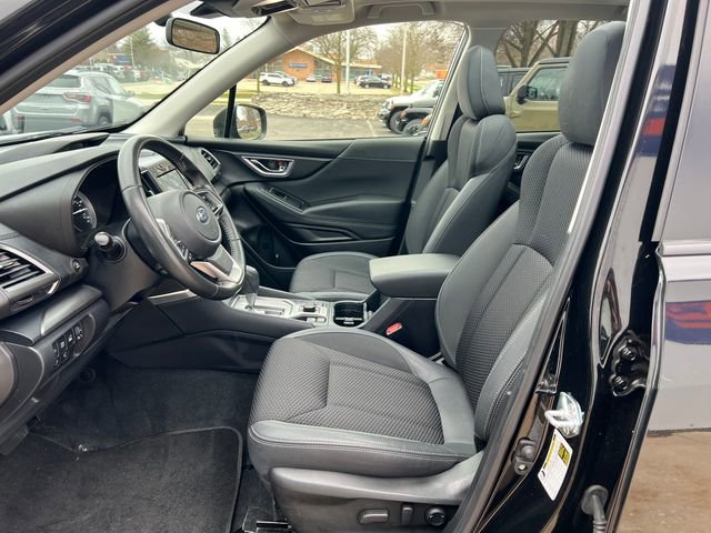 Used 2024 Subaru Forester Premium image 4