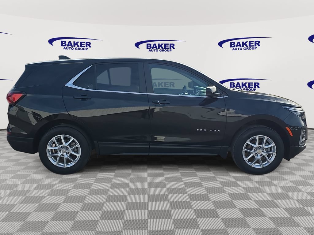 Used 2024 Chevrolet Equinox LT AWD/4WD image 2