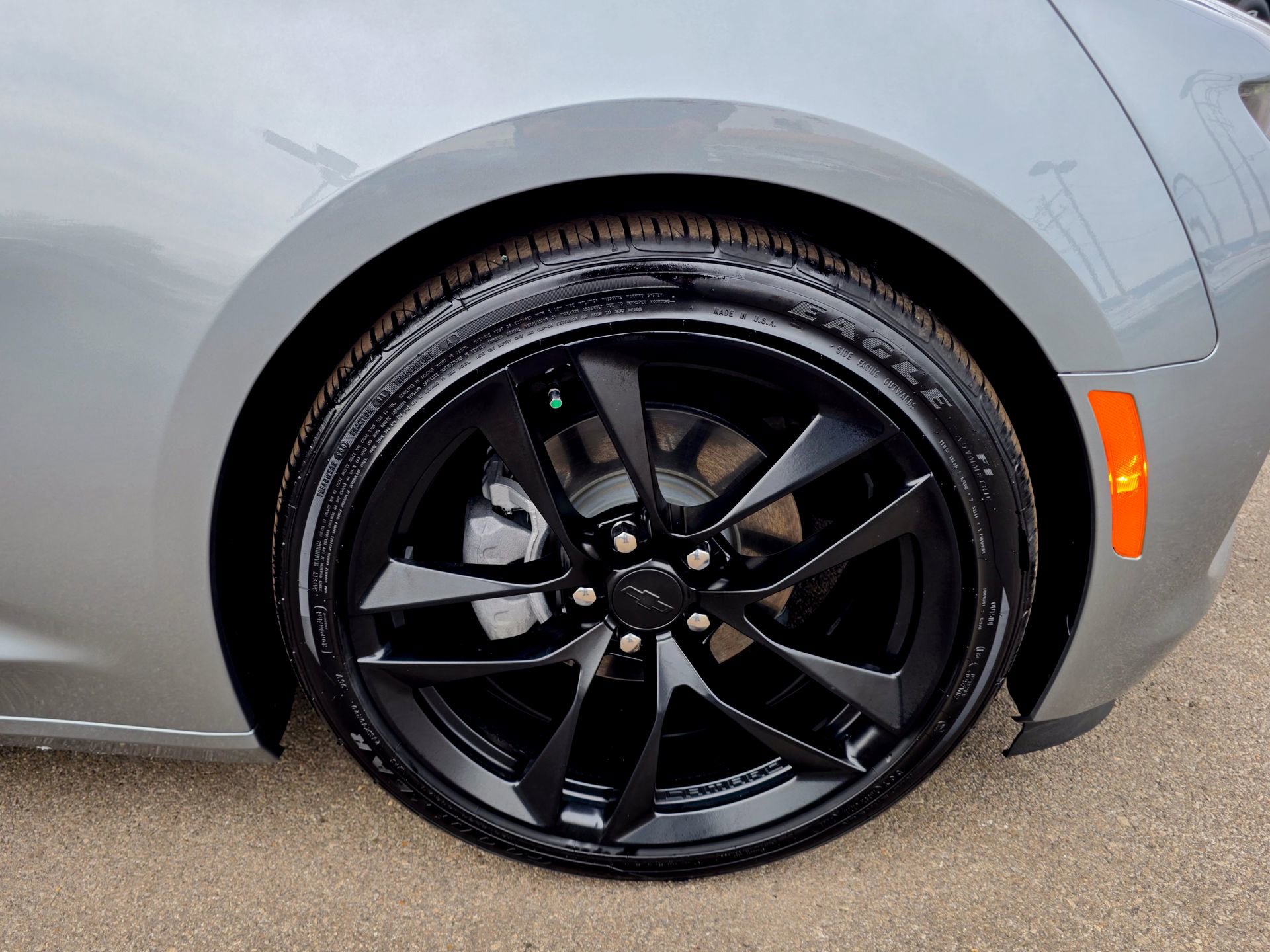 Used 2023 Chevrolet Camaro LT w/ RS Package image 29